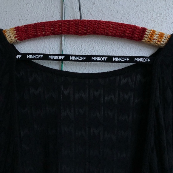 Rebecca Minkoff Sheer Logo Low Back T-shirt - Picture 4 of 6